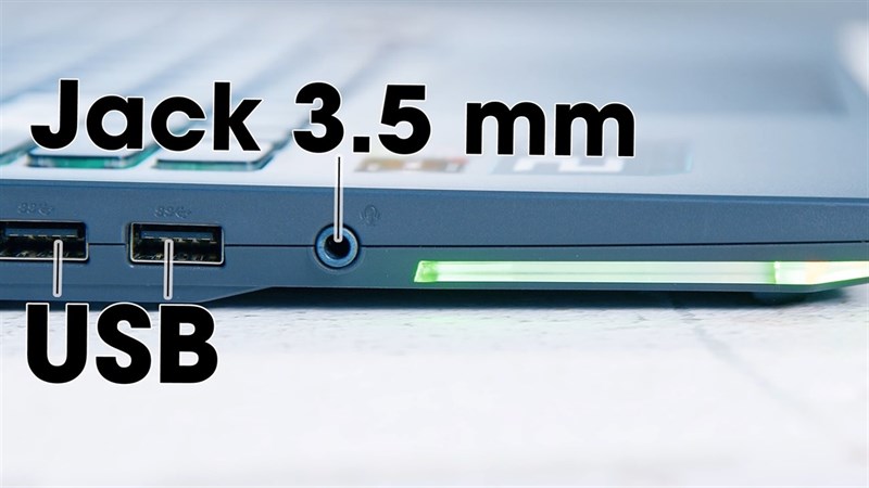 Các cổng kết nối trên ASUS ROG Strix G15 G513R (2022) được tập trung tại cạnh trái và cạnh sau.