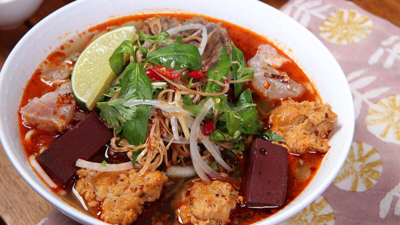 Bún bò Huế