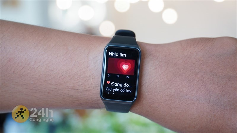 Trên tay OPPO Band 2: Thiết kế mới, nhiều tính năng sức khẻ hơn Trên tay OPPO Band 2: Thiết kế mới, nhiều tính năng sức khẻ hơn