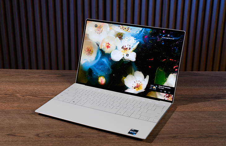 Laptop Dell XPS 13 Plus có màn hình viền mỏng, sang trọng và cao cấp