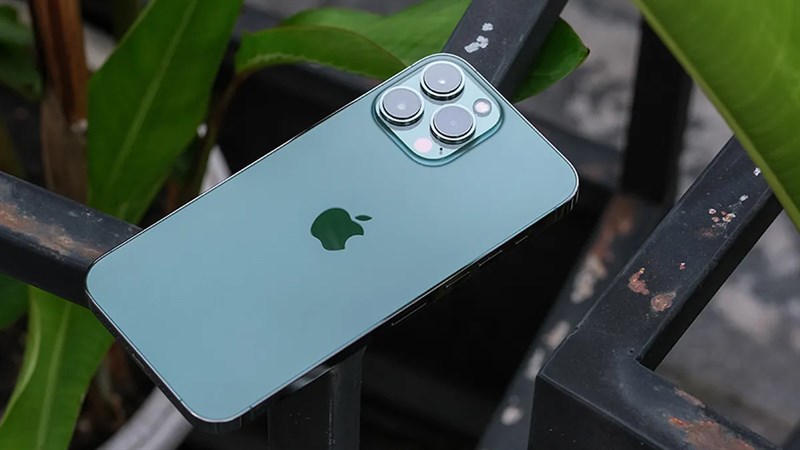 Apple muốn làm iPhone từ phế liệu tái chế Apple muốn làm iPhone từ phế liệu tái chế