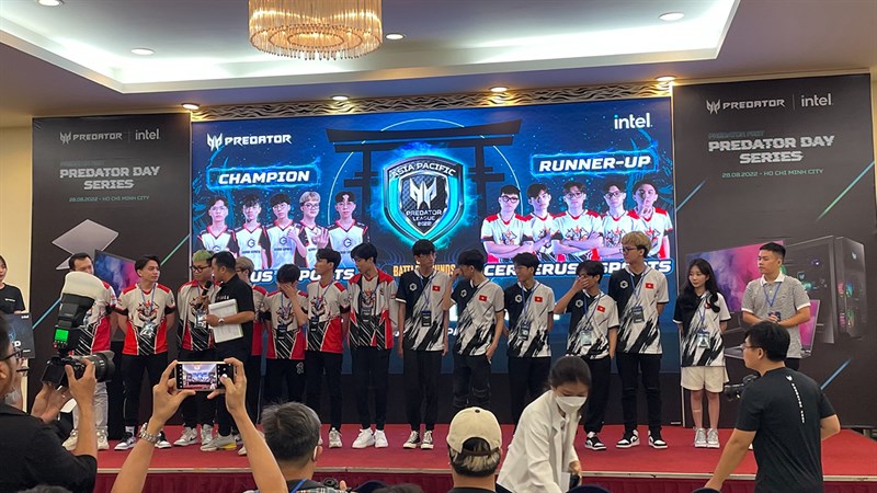 Hình ảnh Acer Predator Day Series