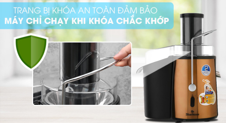 Khóa an toàn 2 bên thuận tiện hơn khi ép trái cây Khóa an toàn 2 bên thuận tiện hơn khi ép trái cây