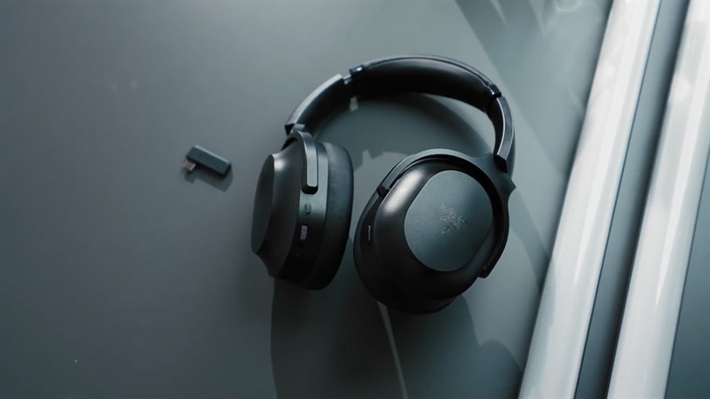 Razer Barracuda Pro hỗ trợ kết nối với nhiều nền tảng thiết bị khác nhau