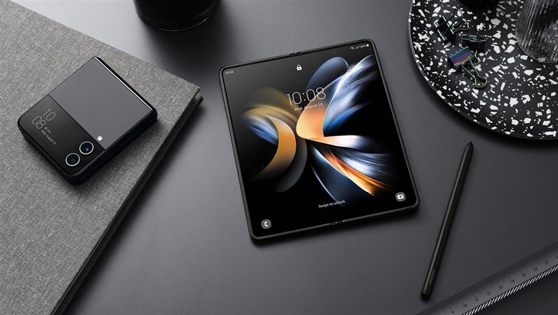 Bộ đôi Galaxy Z Fold4 và Z Flip4 là những mẫu smartphone gập đáng sở hữu nhất năm nay. Nguồn: Android Central.