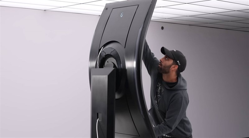 Trên tay màn hình Samsung Odyssey Ark: Màn hình gaming 4K cực xịn