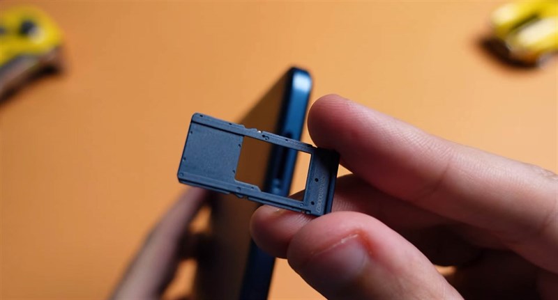 Trên tay Nokia T10: Ngoại hình nhỏ gọn, pin lớn, hiệu năng đủ dùng Trên tay Nokia T10: Ngoại hình nhỏ gọn, pin lớn, hiệu năng đủ dùng