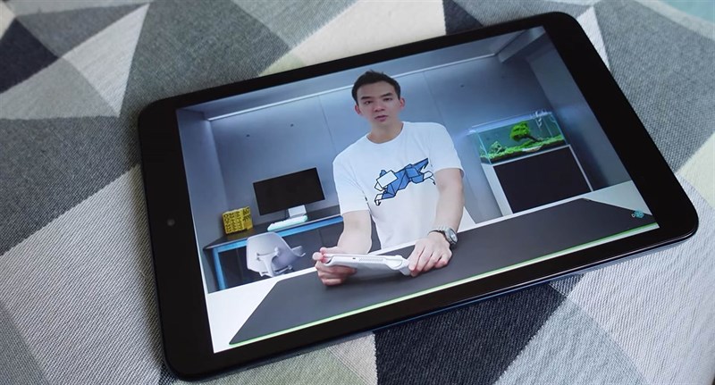 Trên tay Nokia T10: Ngoại hình nhỏ gọn, pin lớn, hiệu năng đủ dùng Trên tay Nokia T10: Ngoại hình nhỏ gọn, pin lớn, hiệu năng đủ dùng