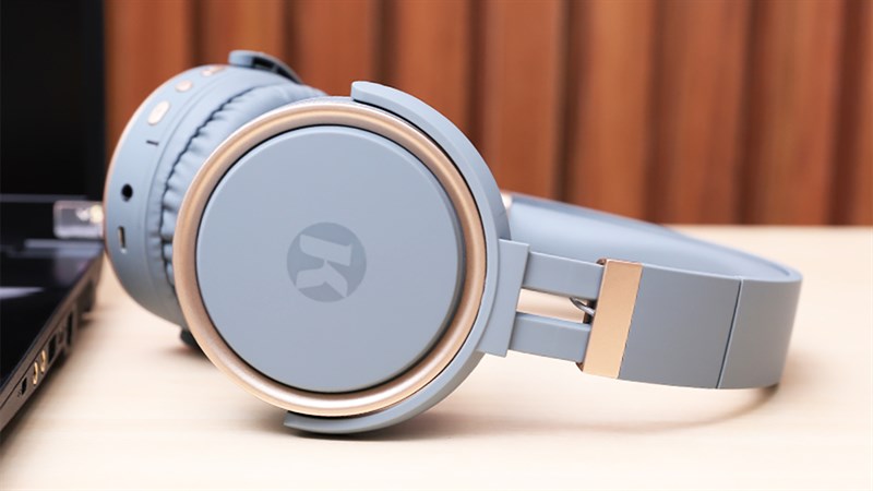 Mừng Quốc Khánh, tai nghe Bluetooth giảm 30%, mua kèm điện thoại, laptop giảm 40%