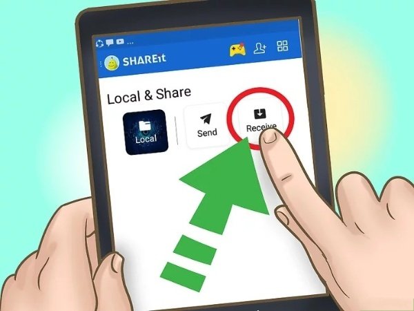 Mở SHAREit trên máy tính bảng, sau đó nhấn vào Receive.