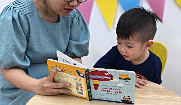 Tầm quan trọng của việc đọc sách với sự phát triển của trẻ