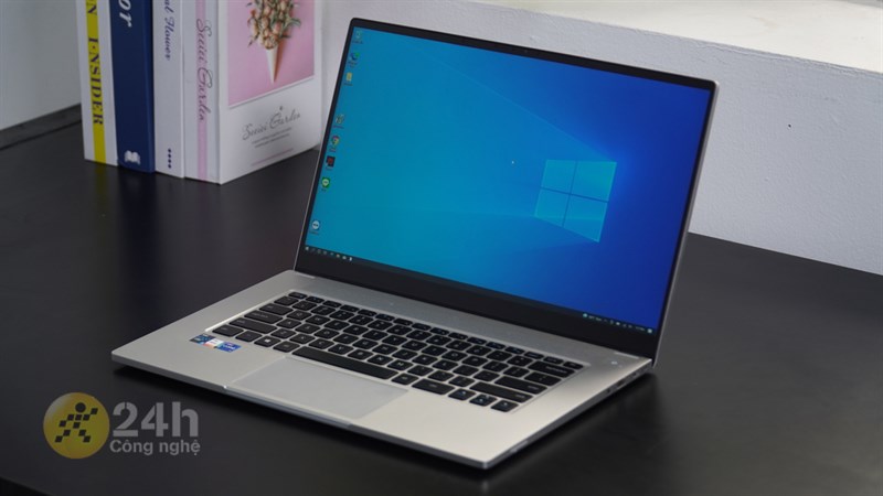 Laptop Intel giảm giá tháng 9: Fan 'đội xanh' rước 1 máy về nhé, tiết kiệm gần 7 triệu đồng Laptop Intel giảm giá tháng 9: Fan 'đội xanh' rước 1 máy về nhé, tiết kiệm gần 7 triệu đồng