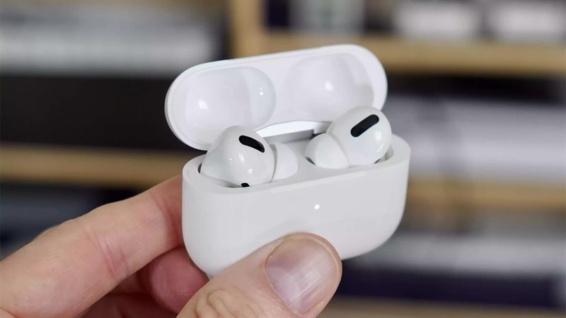 Chờ gì không sắm AirPods 2 và AirPods Pro giảm chấn động đến 2.1 triệu