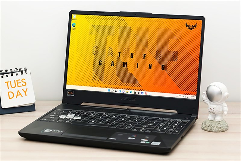 Top laptop ưu đãi đến 4.2 triệu - Đổi điểm thi giảm thêm 3 triệu cho sinh viên