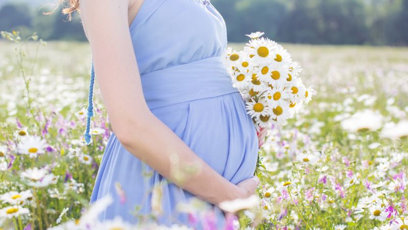 Khâu eo cổ tử cung có an toàn không?