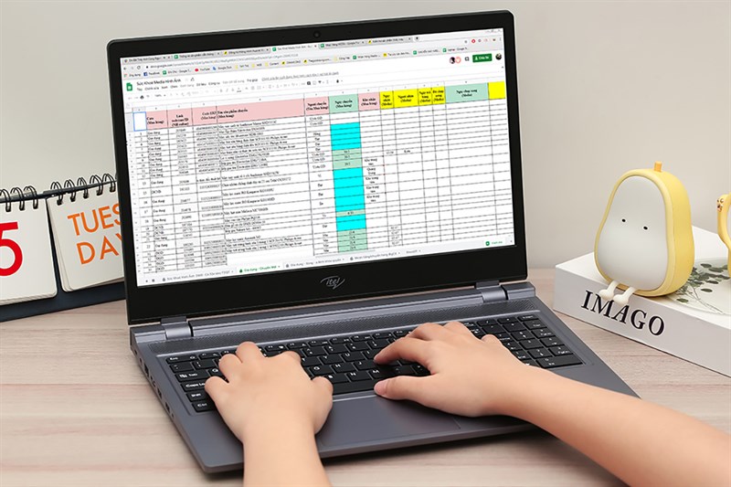 Những mẫu laptop nào dưới 10 triệu cho học sinh mùa tựu trường cực đáng sắm vậy