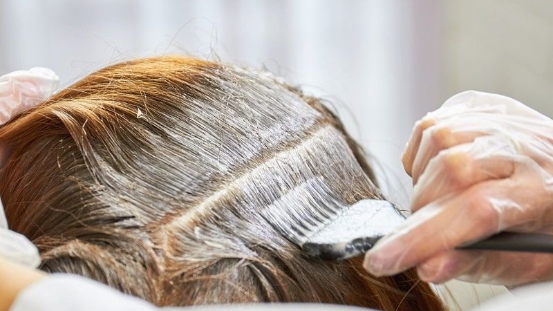 Tăm bông: Nếu bạn đang tìm kiếm một sản phẩm để giúp tóc của mình trông thật đầy đặn và suôn mượt, tăm bông chính là điều mà bạn cần. Hãy xem hình ảnh để khám phá cách sử dụng tăm bông trong làm tóc và sẵn sàng cho một mái tóc đẹp như mơ nhé!