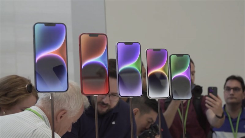 iPhone 14 Plus cùng với nhiều lựa chọn màu sắc