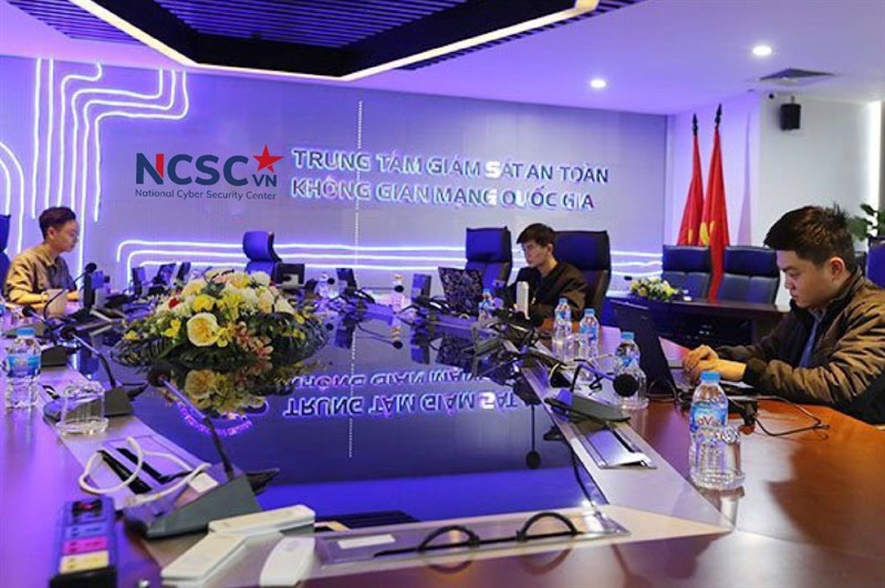 Sau khi tiếp nhận báo cáo của người dùng, NCSC sẽ phối hợp với cơ quan chức năng đánh giá và xác định các trang web giả mạo, lừa đảo