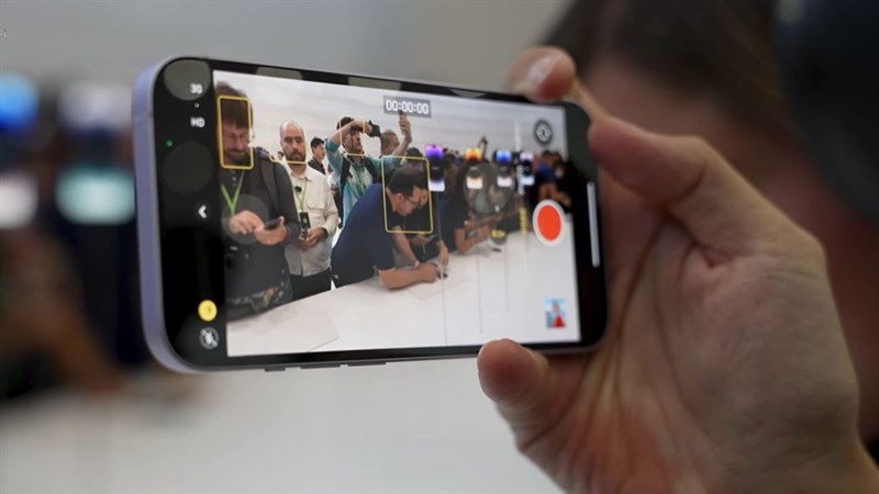 Camera iPhone 14 sẽ có nhiều tính năng hữu ích hơn dù không nâng cấp độ phân giải.