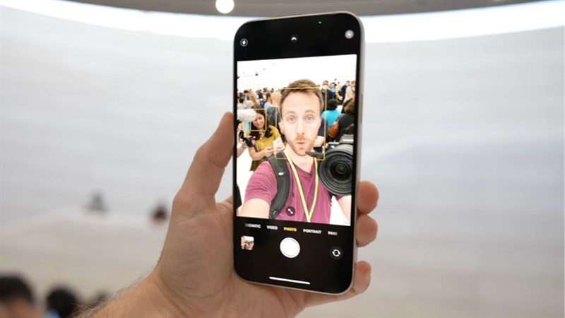 iPhone 14 camera nâng cấp cùng nhiều tính năng hữu ích.