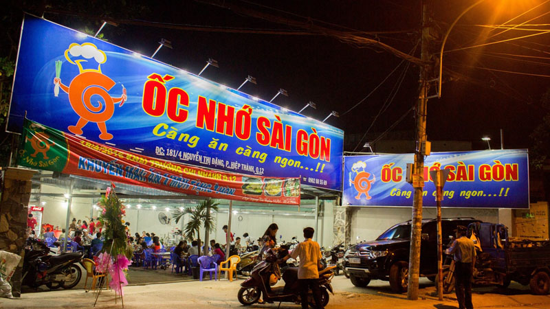 Quán ốc nhớ Sài Gòn