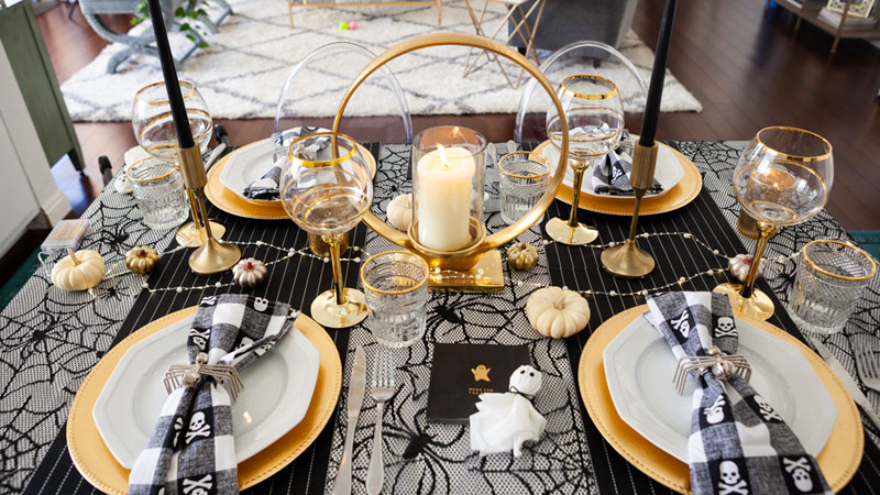 Elegant Halloween dinner table