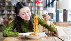 Mỗi ngày giảm 1/3 khẩu phần ăn giúp sống lâu hơn 20 năm, bạn đã biết?