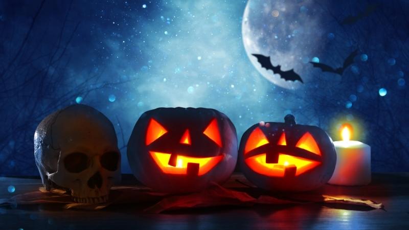 Thành ngữ về Halloween bằng tiếng Anh