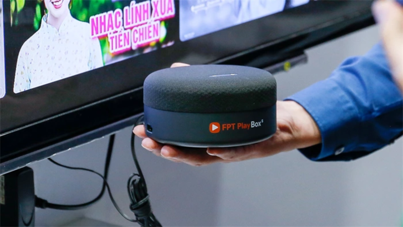 Biến TV thường thành smart TV đầy giải trí không tốn mấy đồng với thiết bị này