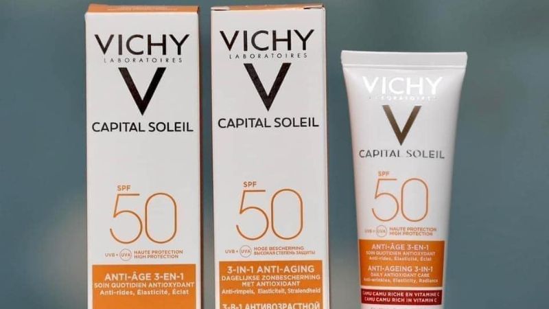 Kem chống nắng kiềm dầu cho da mụn Vichy Spf50+ Capital Soleil Mattifying 3-in-1