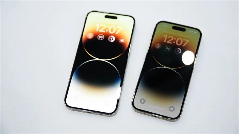 iPhone 14 Pro và iPhone 14 Pro Max có màn hình độ sáng cao