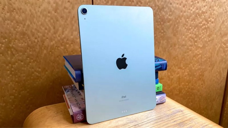 iPad Air 4 trông giống với iPad Pro.