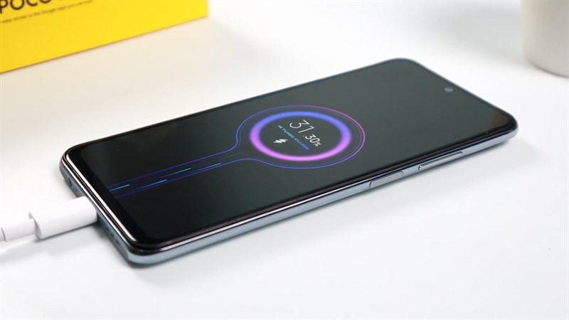 POCO M5s được trang bị pin 5.000 mAh và sạc nhanh 33 W