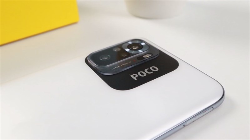 POCO M5s còn nổi bật với cụm camera xếp tầng đẹp mắt