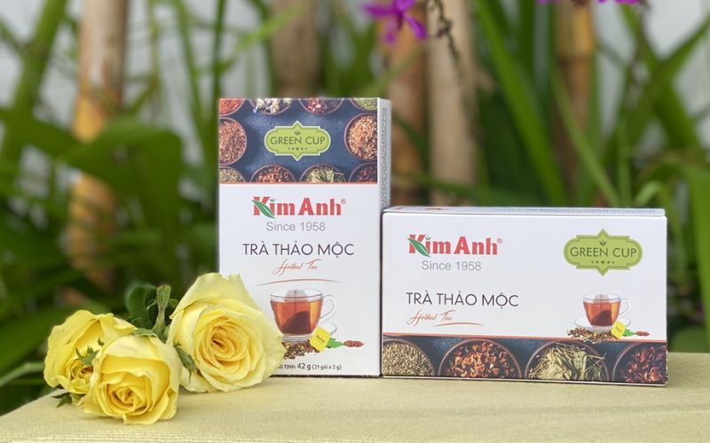 Sản phẩm trà thảo mộc Kim Anh nổi bật nhờ thiết kế túi lọc tiện lợi