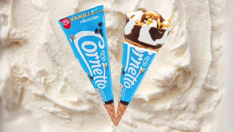 Kem ốc quế vani socola Cornetto cây 66g