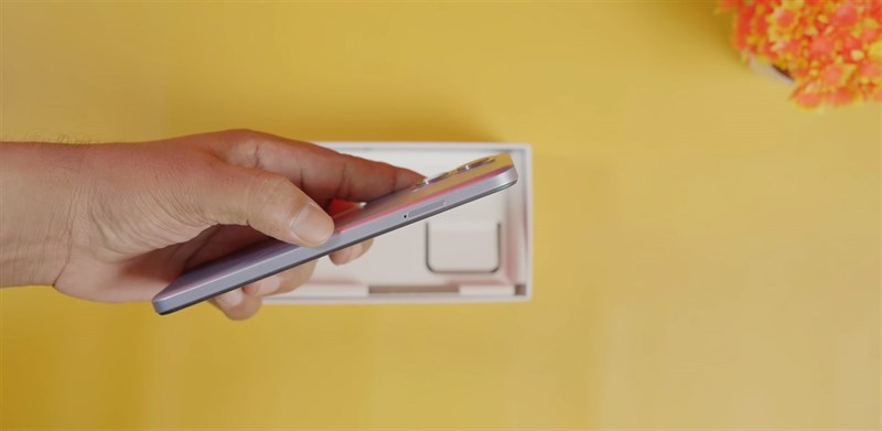 Trên tay Redmi 11 Prime 5G