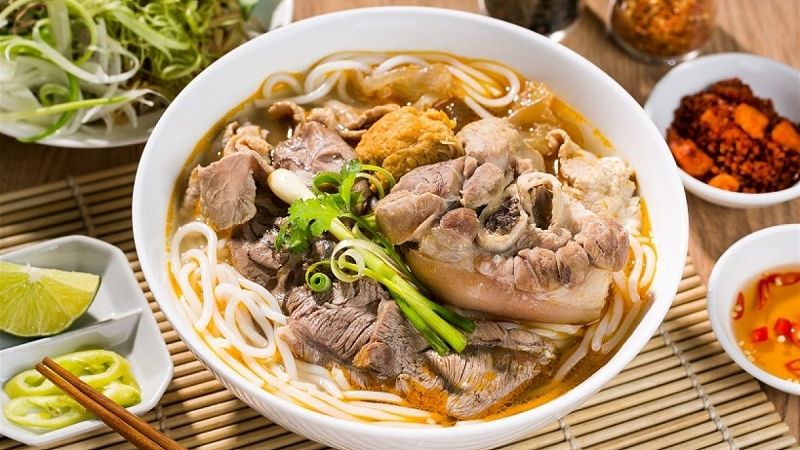 Bún bò Huế Minh Ngọc