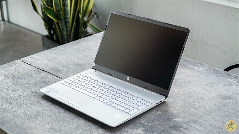 TOP 5 laptop dành cho sinh viên học ngành kinh tế đáng mua tại Thế Giới Di Động