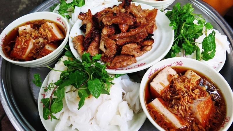 Bánh cuốn Bà Hoành