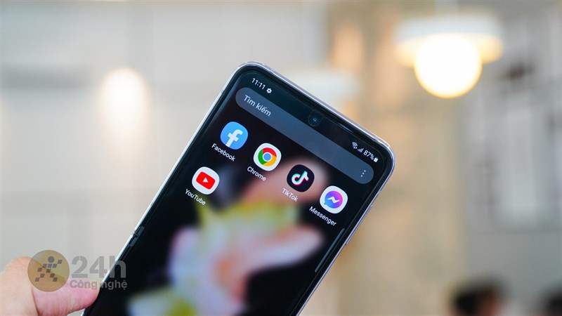 Đánh giá hiệu năng Galaxy Z Flip4 Đánh giá hiệu năng Galaxy Z Flip4