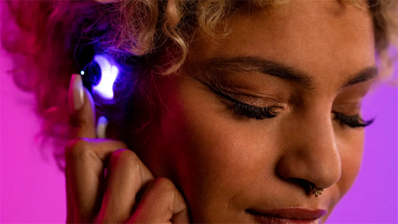 Đây là chiếc tai nghe TWS đầu tiên của Logitech dành cho game thủ