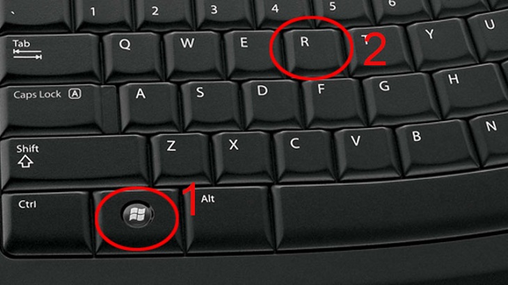 bạn hãy mở CMD lên bằng tổ hợp phím tắt Windows + R.