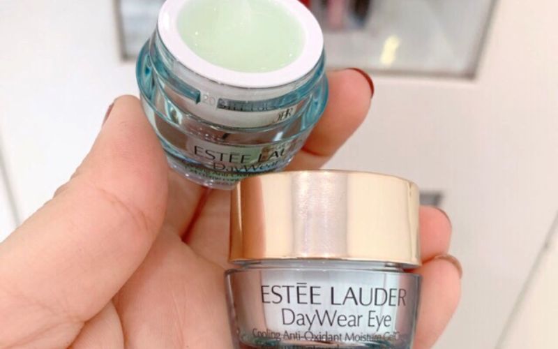 Texture Kem mắt DayWear Eye Cooling Anti-Oxidant Moisture GelCreme