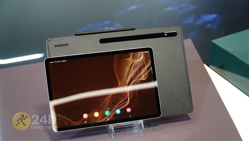 Samsung Galaxy Tab S8 series đang giảm đến 3 triệu, kèm quà tặng Samsung Galaxy Tab S8 series đang giảm đến 3 triệu, kèm quà tặng