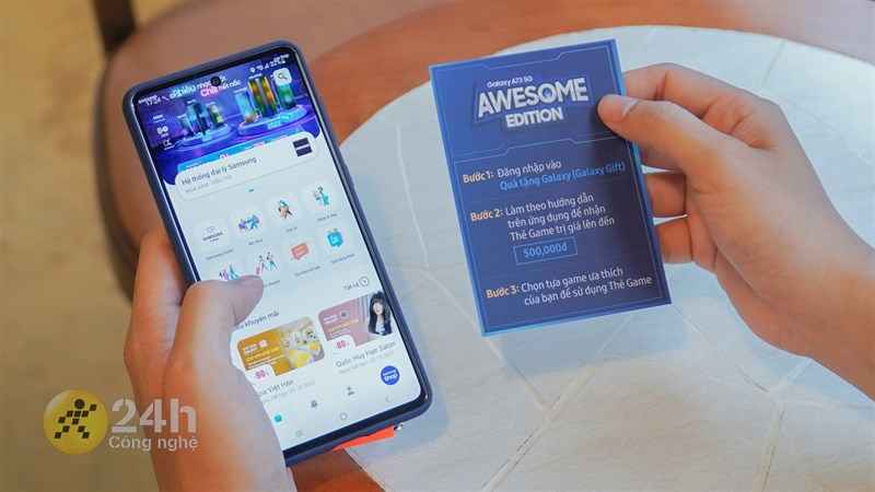 Đập hộp và trên tay trọn bộ Galaxy A73 5G Awesome Edition