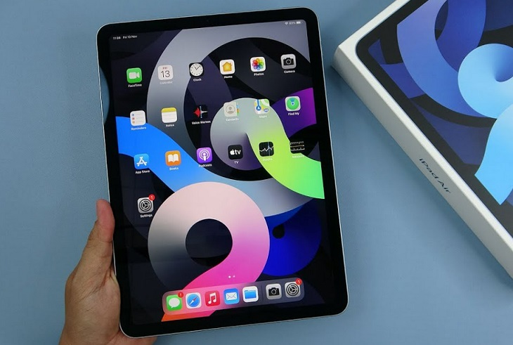 iPad Air 4 và iPad Pro 2018 đều được trang bị màn hình công nghệ Liquid Retina