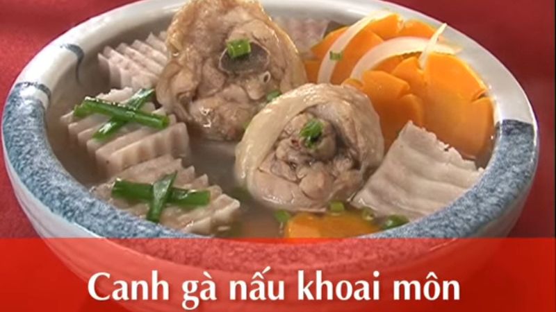 canh khoai môn gà hầm mềm