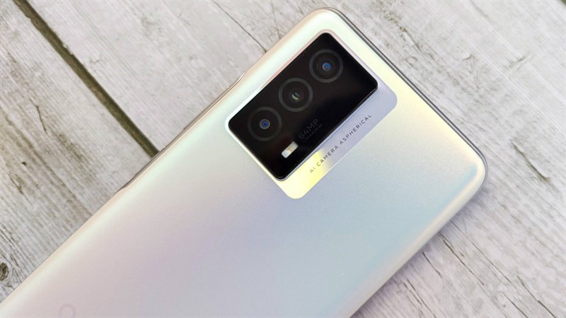 iQOO Z5 được trang bị vi xử lý Snapdragon 778G 5G